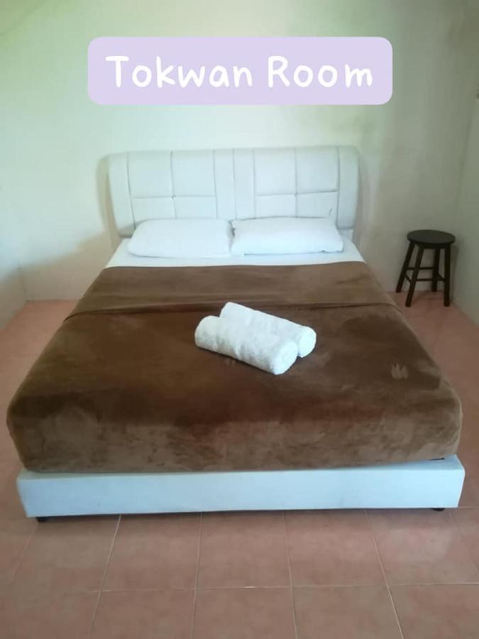 Tokman Penginapan Pantai Cenang (Langkawi)